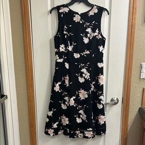 Liz Claiborne Black Floral Midi Dress